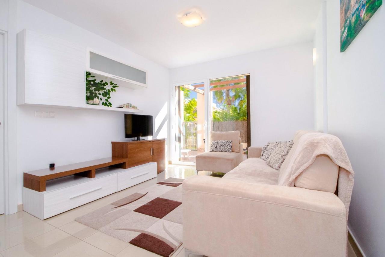 Bosque Apartamento Playa Flamenca Exterior foto